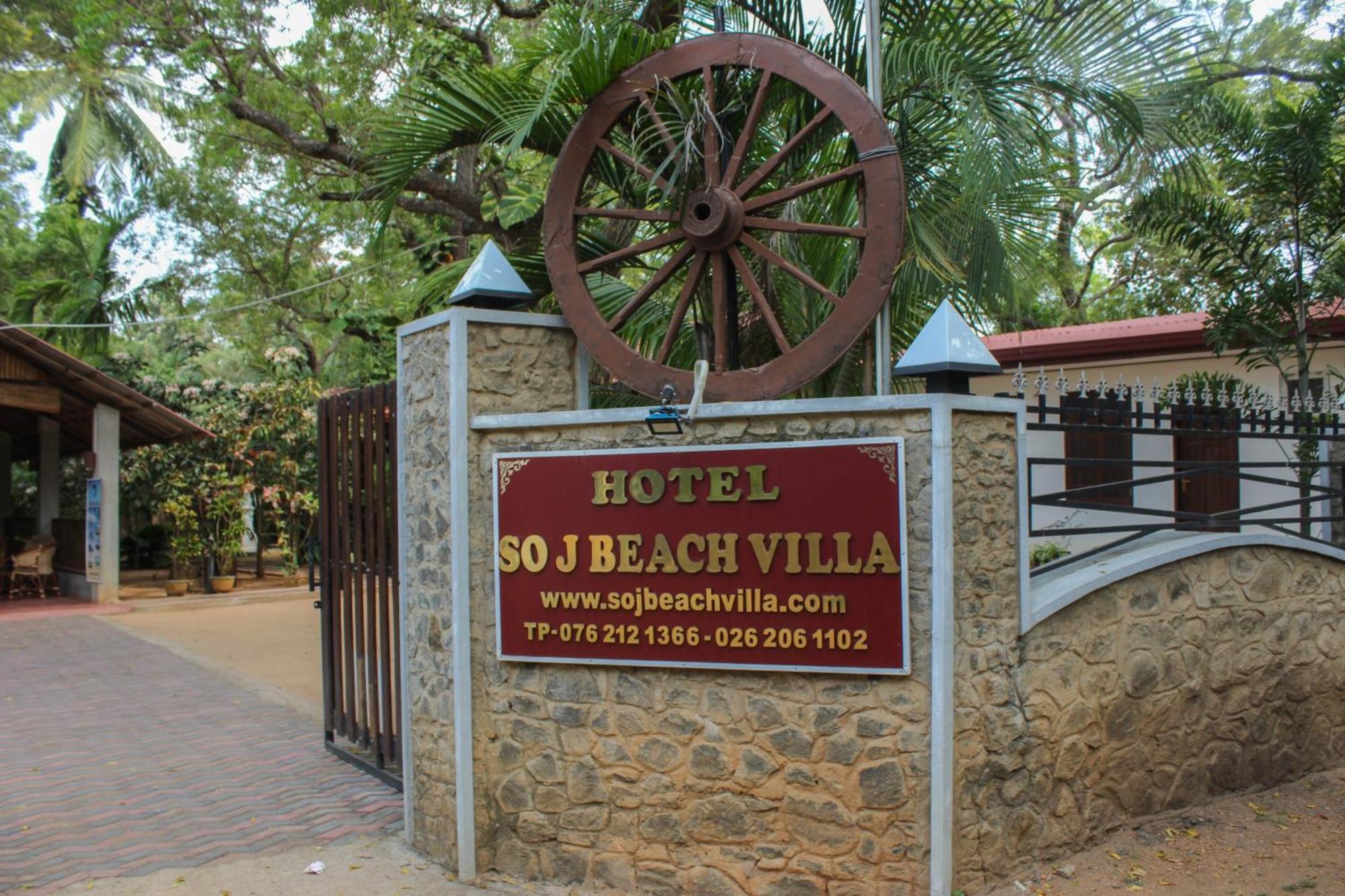 So-J Beach Villa Trincomalee Exteriör bild